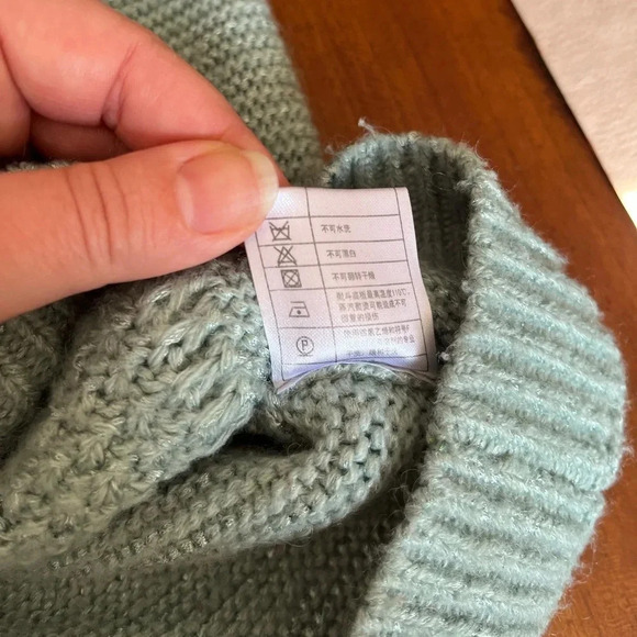 Teenie Weenie Crewneck Sweater | Size Medium - Picture 11 of 13